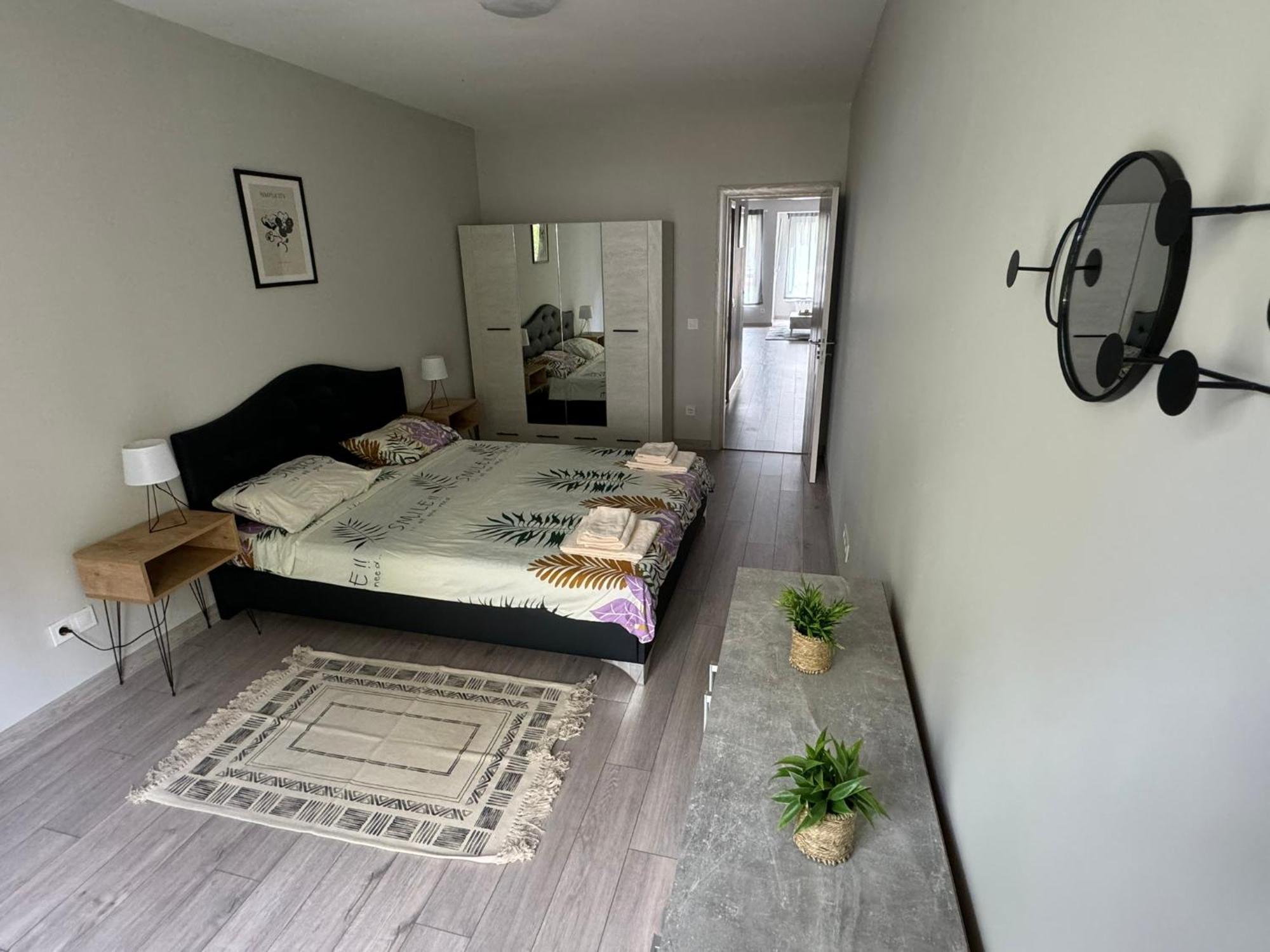 Apartament 2-стаен с безплатен паркинг на локация *